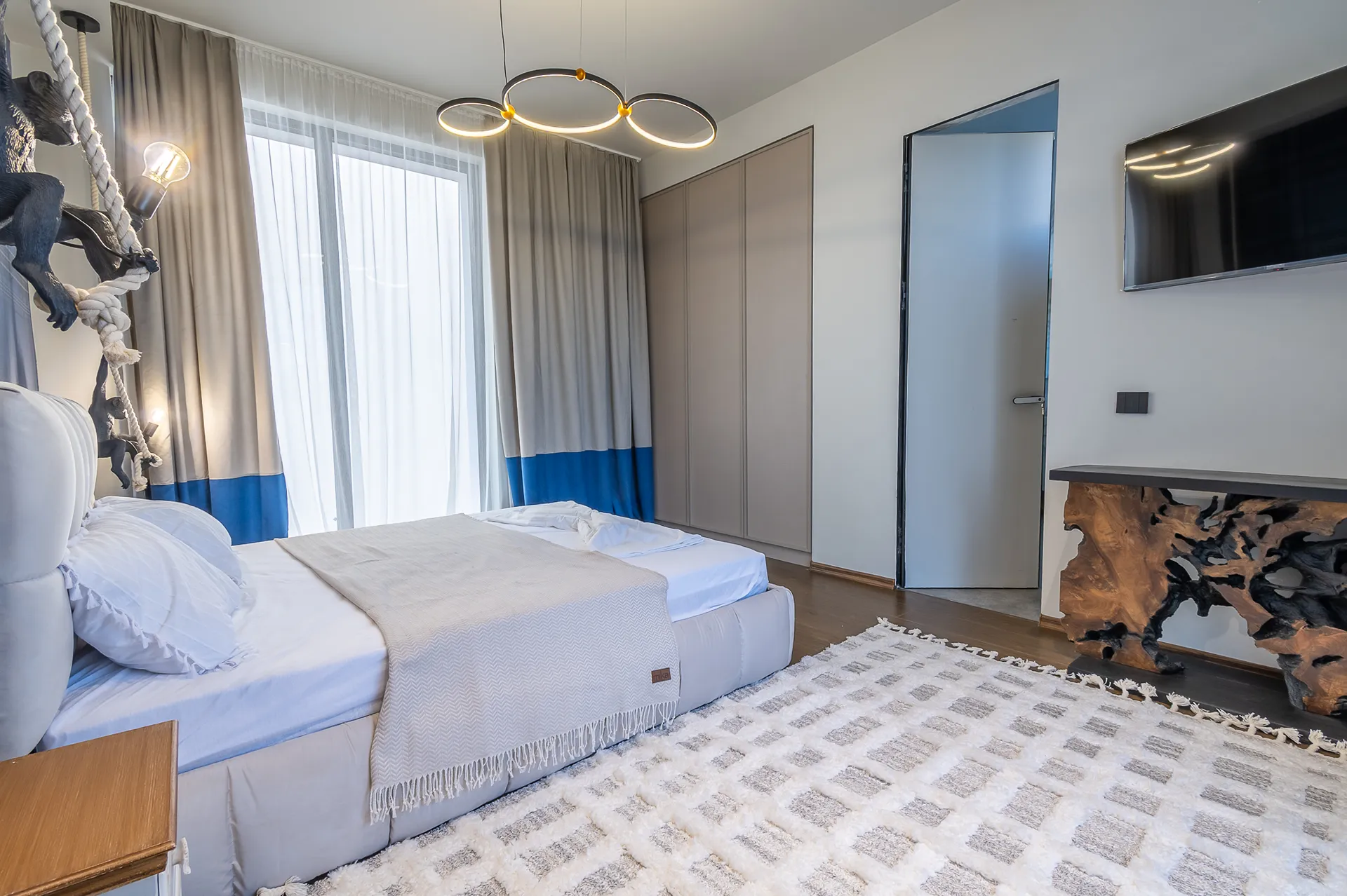 Tiara Holidays - Alicanto Luxury Villas - bedroom 3